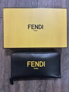 ＊FENDI ロゴ入り黒長財布