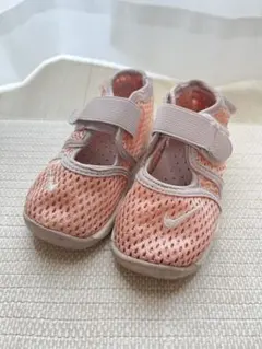 Nike ピンク ベビーサンダル メッシュ