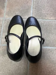 黒のフラットシューズ 23.5cm 日本製
