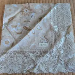 ベージュ系レース付き大判ハンカチ