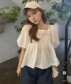 【お値下げ‼️】Nugu Ptiee フラワーレースパフスリーブペプラムブラウス