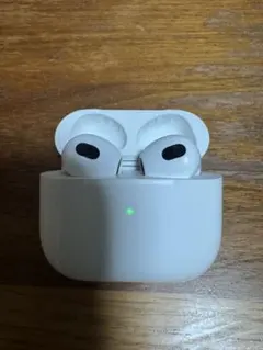 AirPods 3世代本体 ホワイト充電ケース付属　動作確認済み中古品本日価格