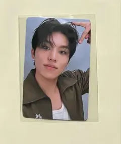 ViVi トレカ　TREASURE ジョンウ