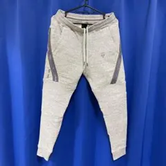 Item thumbnail for item 43f85736-7d4f-4e21-afaf-9645a5b51879