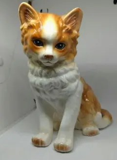加藤工芸　猫の陶器製置物 フィギュリン