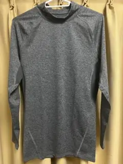 Under Armour HEATGEAR XL グレー アンダーシャツ 裏起毛