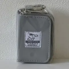 新品未使用　PEANUTS　 スヌーピー　ダブルファスナー キーケース 　グレー