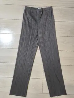 PLEATS PLEASE イッセイミヤケ ワイドパンツ グレージュ サイズ4