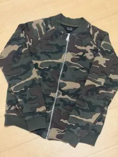 ZARA MAN カモフラ柄 ジップアップジャケット Sサイズ 迷彩のサムネイル