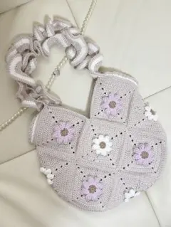 ハンドメイド　グラニーバッグ　かぎ針編み　花　グラニースクエア　モチーフバッグ