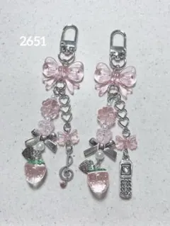 ビーズキーホルダー ピンク 苺 韓国 平成 y2k コレクトブック 2点