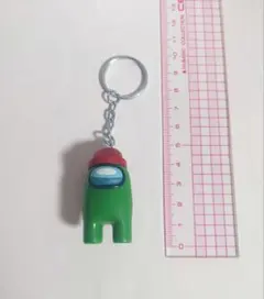 among us クルー キーホルダー 緑