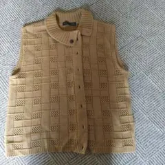 SHINE EQUIRN ベージュノースリーブニットベスト