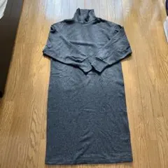 ユニクロ　ソフトニットフリースワンピース