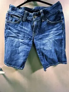 LEVI’S ハーフパンツ レディース デニム Sサイズ