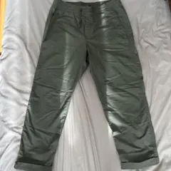 UNIQLO オリーブグリーン パンツ L