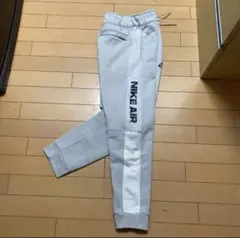 新品NIKE AIR キッズ サイド切替裏起毛スエットパンツ グレーM150cm