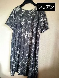 レリアン　フラワープリント 半袖ワンピース　サイズ13+