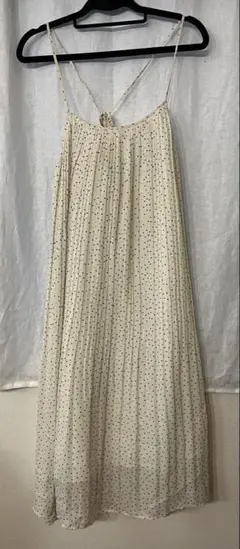 earth アイボリー ドット柄 キャミソール ロングワンピース
