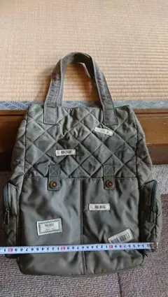 ピンクハウスのバックのサムネイル