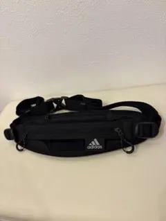 美品　adidas ブラック ウエストポーチ　ランニング