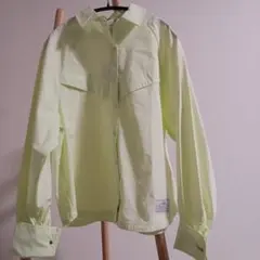 【新品】ナイキ NIKE 長袖 アウター Mサイズ ぺールクのサムネイル
