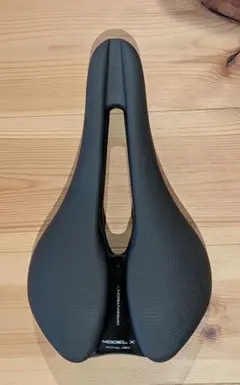 Syncros Belcarra V1.0 Tri Cut Out サドル 祭 - メルカリ