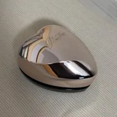 リファ　ローズピンク　ハート型ヘアブラシ