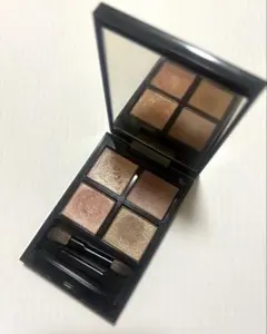 アディクション　ザ アイシャドウパレット 001 Cashmere Dream