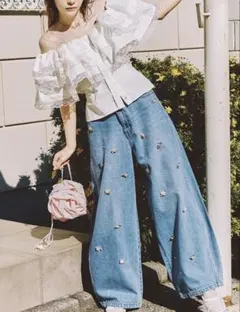 新品未使用　バリエーションビジューデニムパンツ　BLU 1サイズ