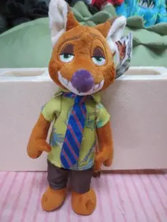 新品　ZOOTOPIA　ズートピア　キツネのニックぬいぐるみ　28㎝