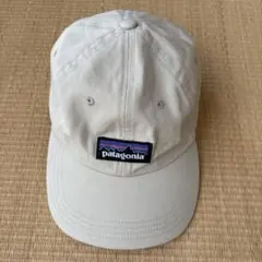 patagonia ベージュ キャップのサムネイル