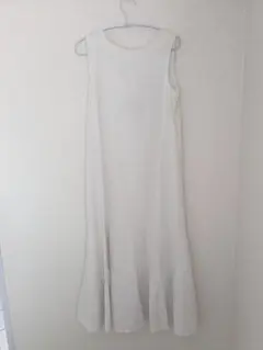 アイボリー　ロングワンピース