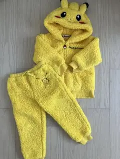 エメフィールピカチュウ フード付きパジャマセット