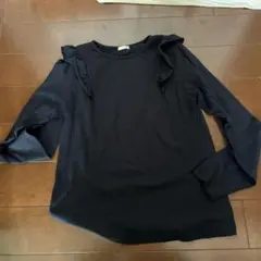 GU 黒　長袖カットソー 肩　フリル　150