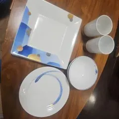 食器セット プレート ボウル カップ 陶磁器　リズモとおまけのノリタケつきのサムネイル