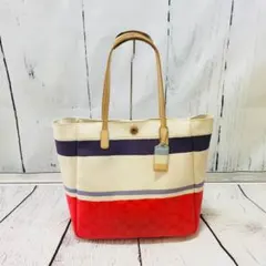 ☆COACH☆トートバックがリーズナブルなプライスで♪冬にぴったりなデザイン♡