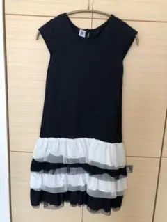 美品　プチバトーワンピース　12ans/152