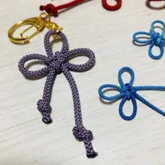 【和風リボン】几帳結びのリボンチャーム、キーホルダー　クローバー【パープル】