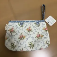 【新品】ローラアシュレイ♡ポーチ
