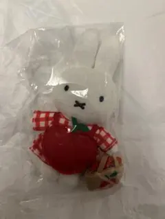ミッフィーzakkaフェスタ リンゴエプロンマスコット zakka - メルカリ