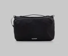 新品　topologie ブラック ボトルサコッシュ ラージのサムネイル
