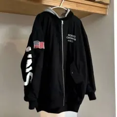 マウンテンパーカー