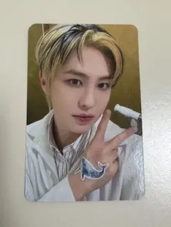 Item thumbnail for item bd5b0a7f-7e09-41e3-b438-4ad6b6168c95