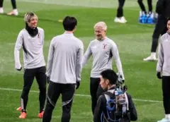 【たーちゃん様　専用　③枚】伊東純也選手　写真Ｌサイズ