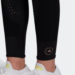 アディダスバイステラマッカートニー　ブラックレギンス