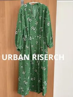 美品♡アーバンリサーチ緑色 花柄 長袖 シャツワンピース