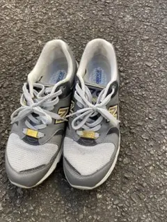 ニューバランスM998 ZIP メタリックシルバー - メルカリ
