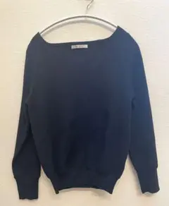（未使用美品）ネイビー Vネック 長袖ニット　送料込み