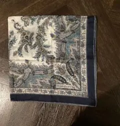 Yves Saint Laurent ペイズリー柄ハンカチ　イヴサンローラン